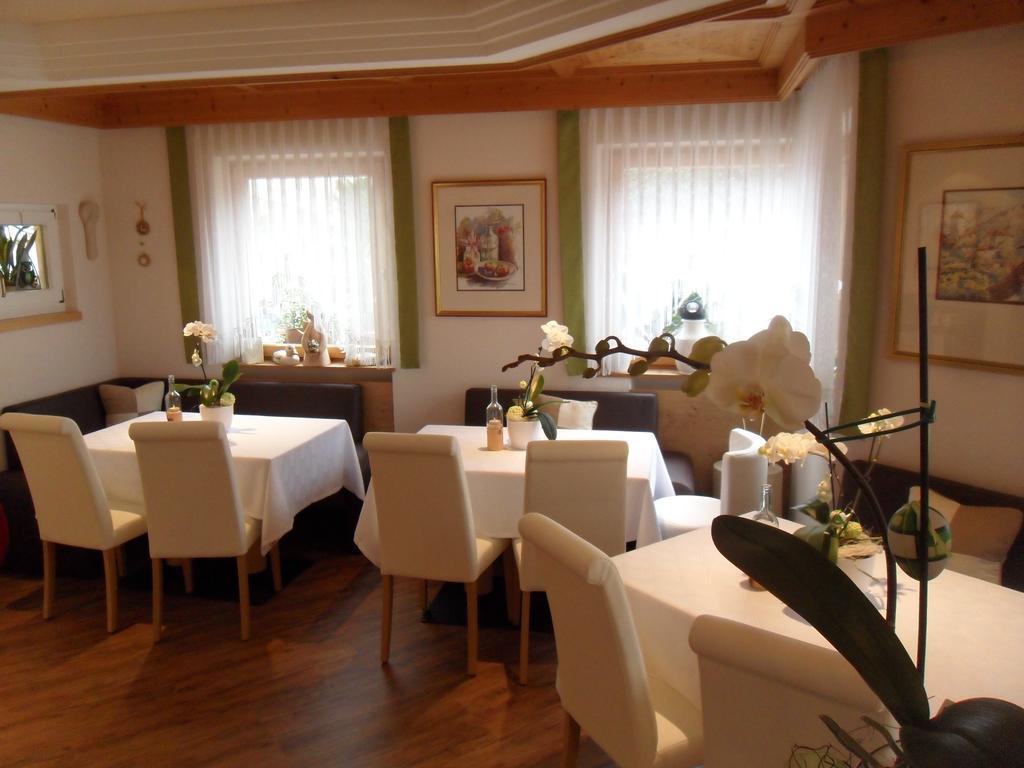 Hotel Fleuralp Cermes Εξωτερικό φωτογραφία