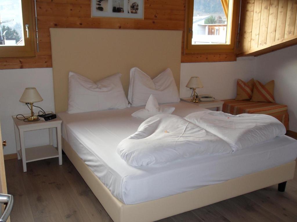 Hotel Fleuralp Cermes Δωμάτιο φωτογραφία